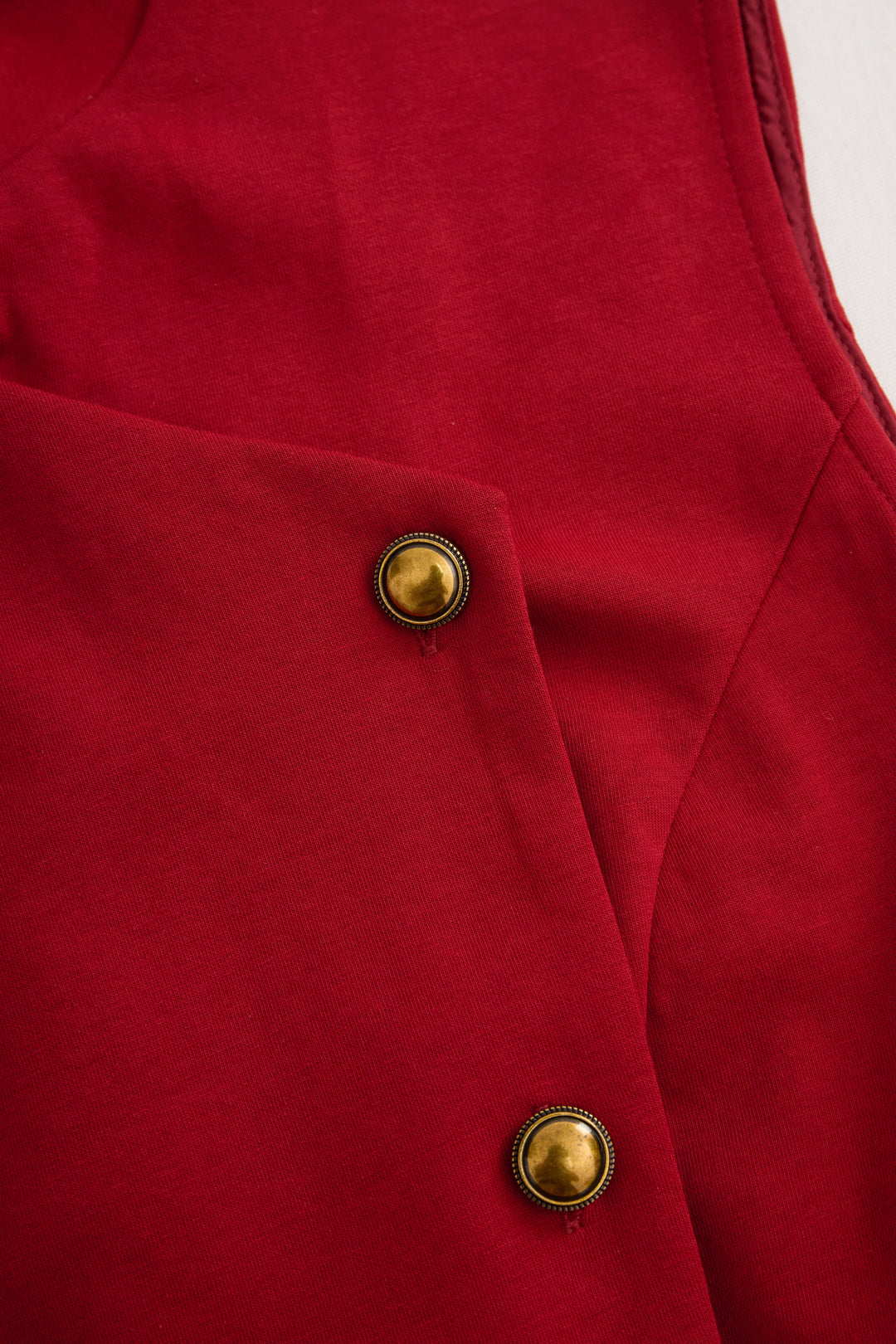 Ruby | Burgundská bezramínková midi šaty